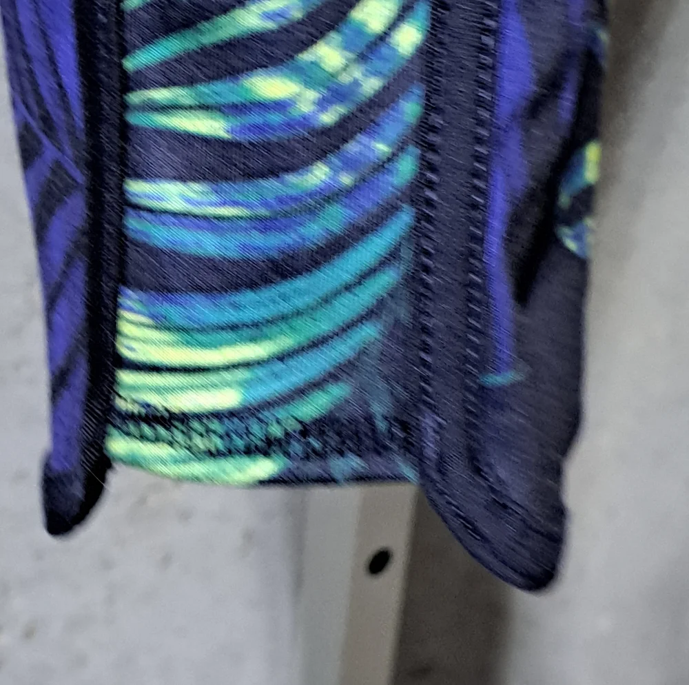 🇯🇲 Sz XL Champion Tropical Print Blue and Green Leggings - Picture 4 of 8